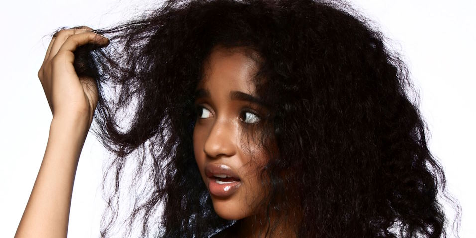 Pieces Of Advice How To Take Care Of Your Hair In Humid Weather